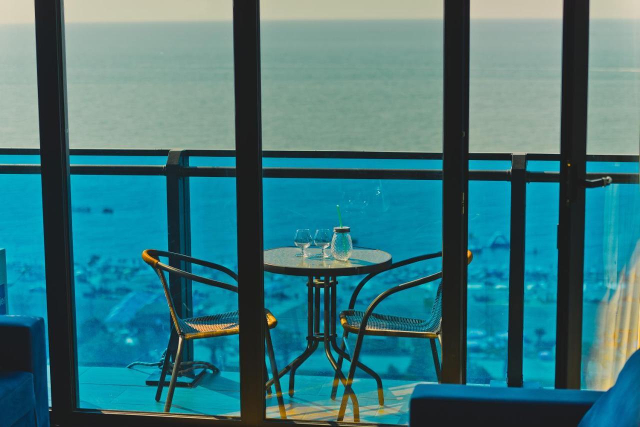 Orbi City Aparthotel Batumi Kültér fotó