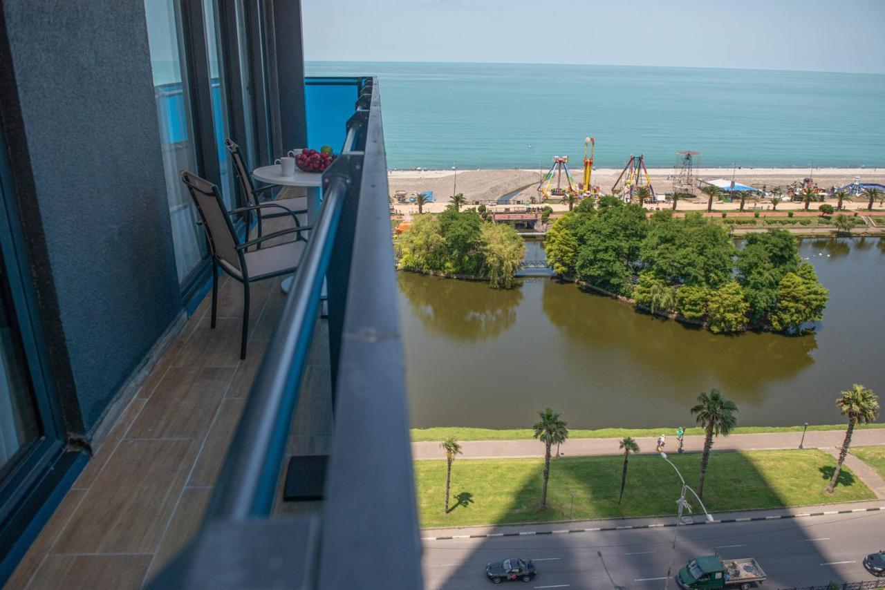 Orbi City Aparthotel Batumi Kültér fotó